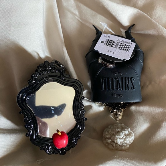 2 NWT Disney Villains Black and Green Maleficent and mirror bath and body works. - Picture 3 of 11